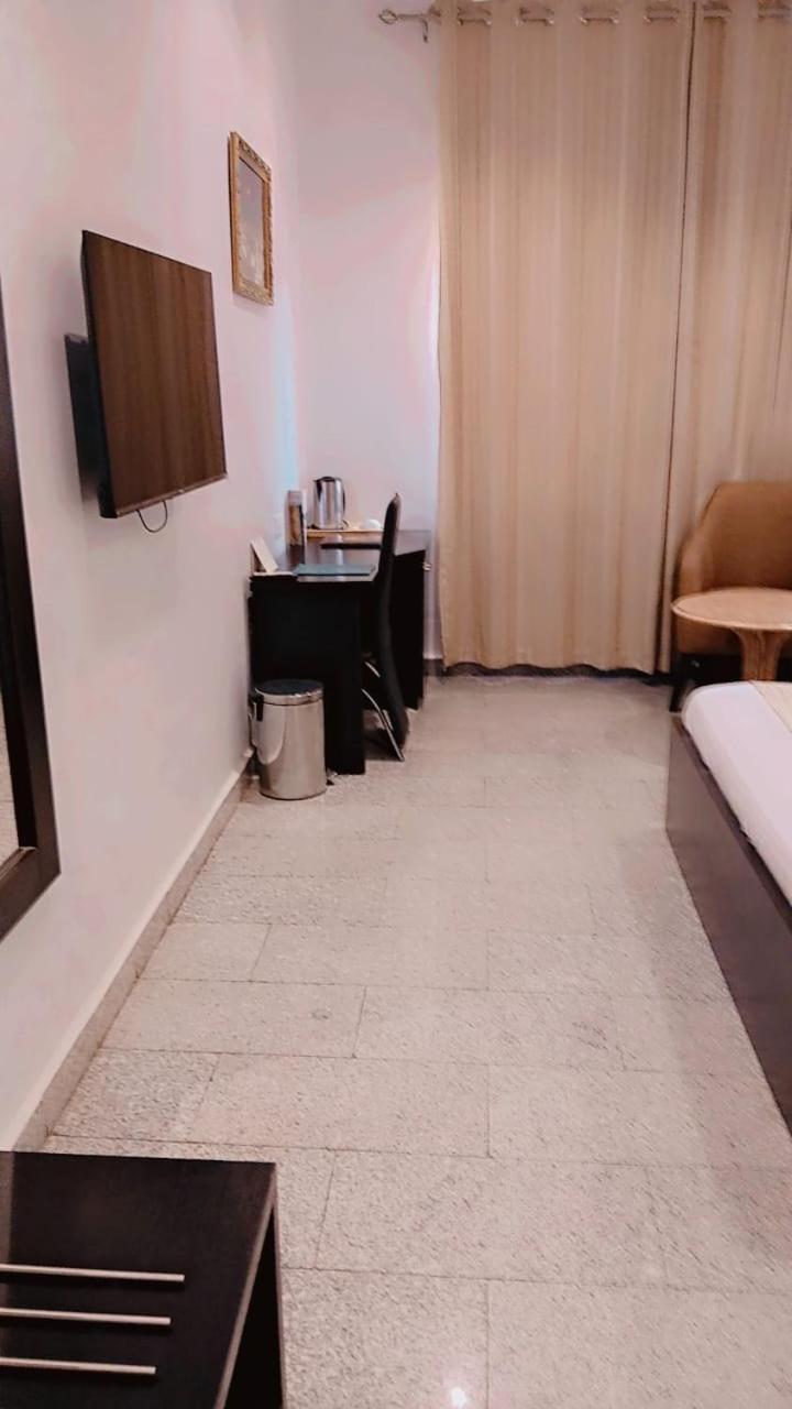 Jades Hotel Wupa Bagian luar foto